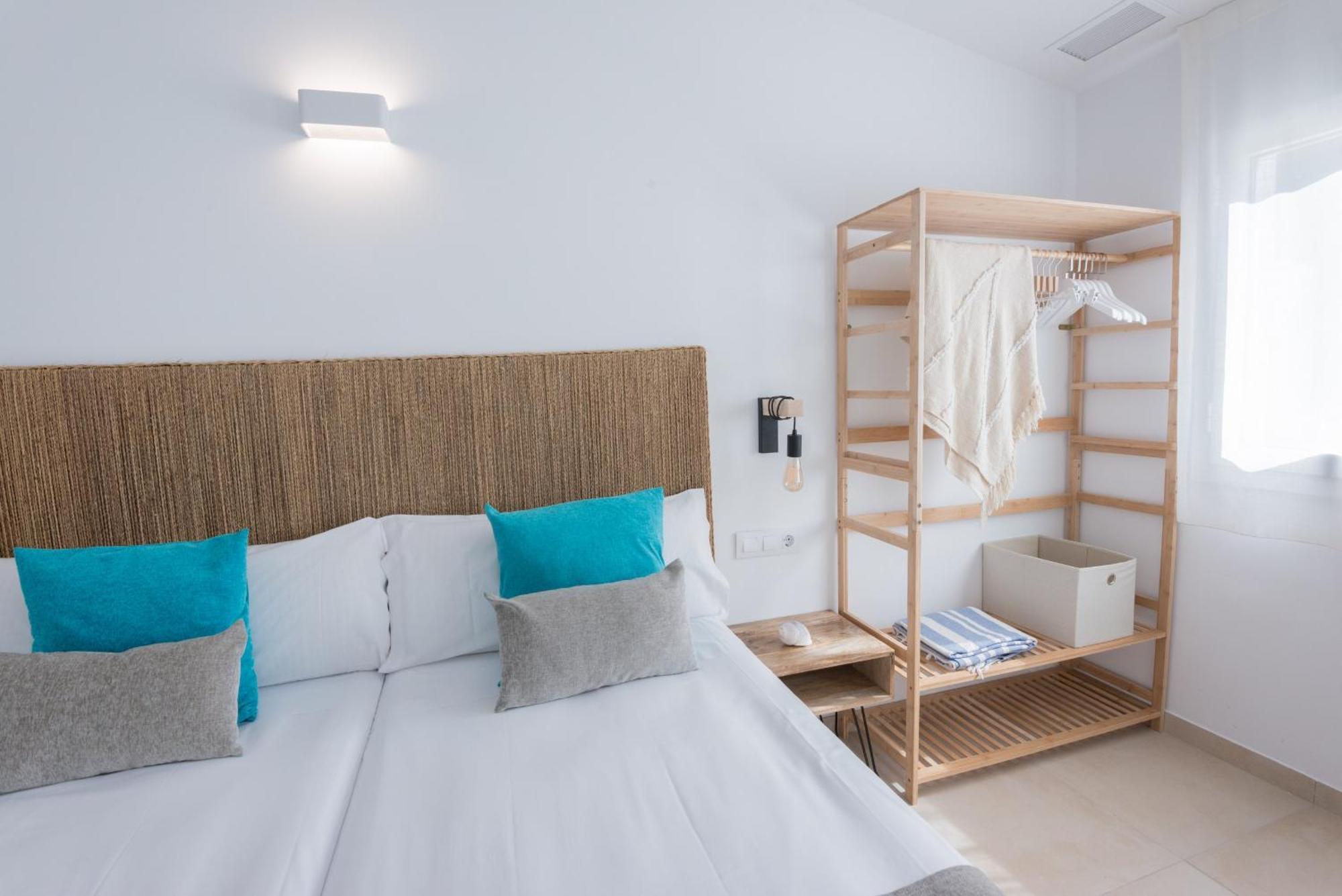 Bamblue Boutique Apartments Pineda de Mar Exterior photo
